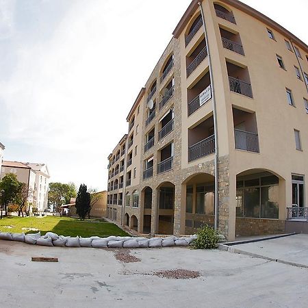 Studio Apartment Nika Andusa Petrovac Quarto foto